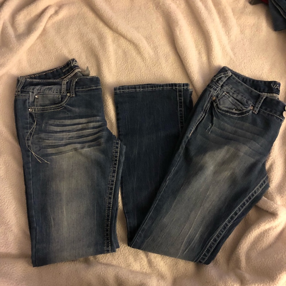 2 pairs of Vanity jeans 29x 33